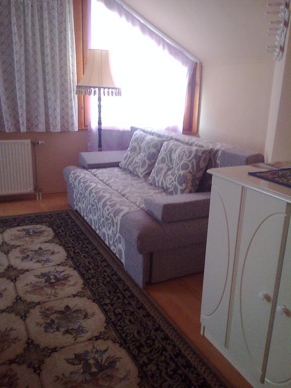 Marina-Buek Apartmanhaz Номер фото